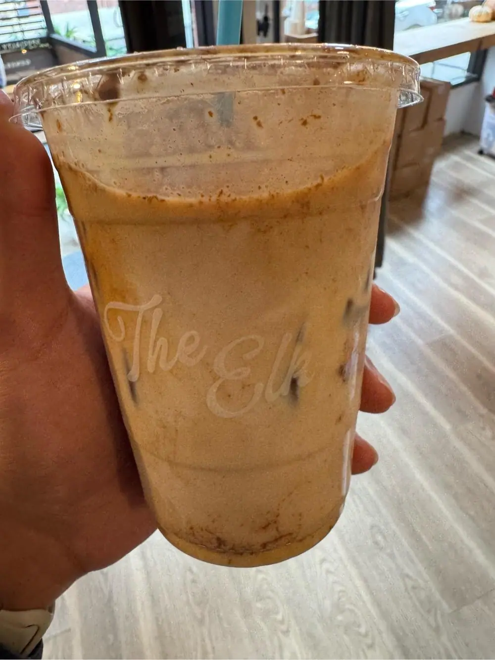 Cinn-full latte at THE ELK