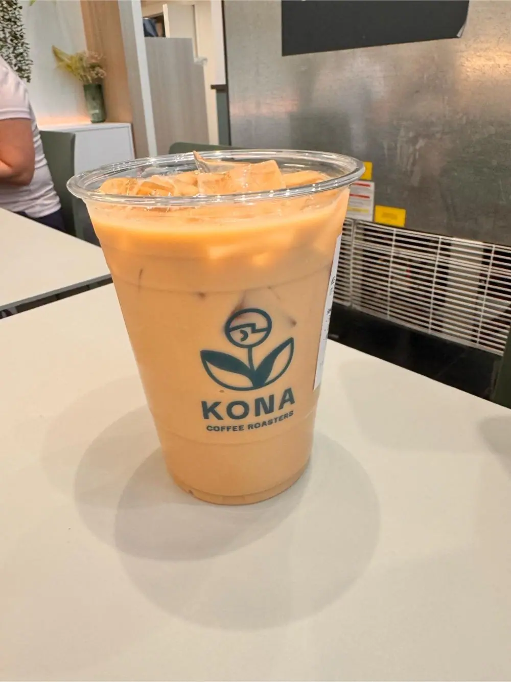 Hawaiian latte at Kona Coffee Roasters | Midtown