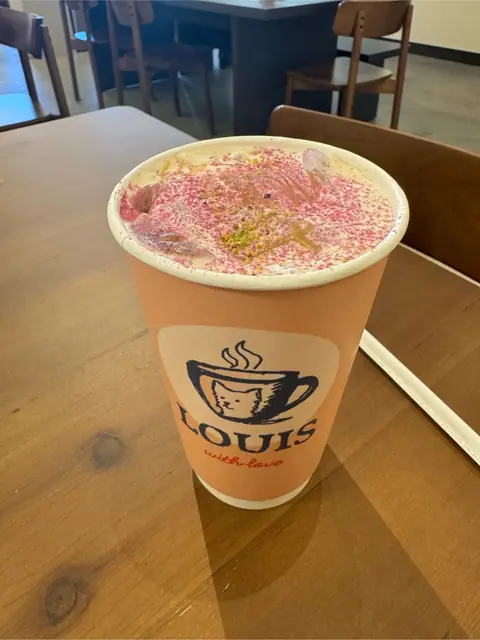 Ashta latte at Louis Coffee Bar