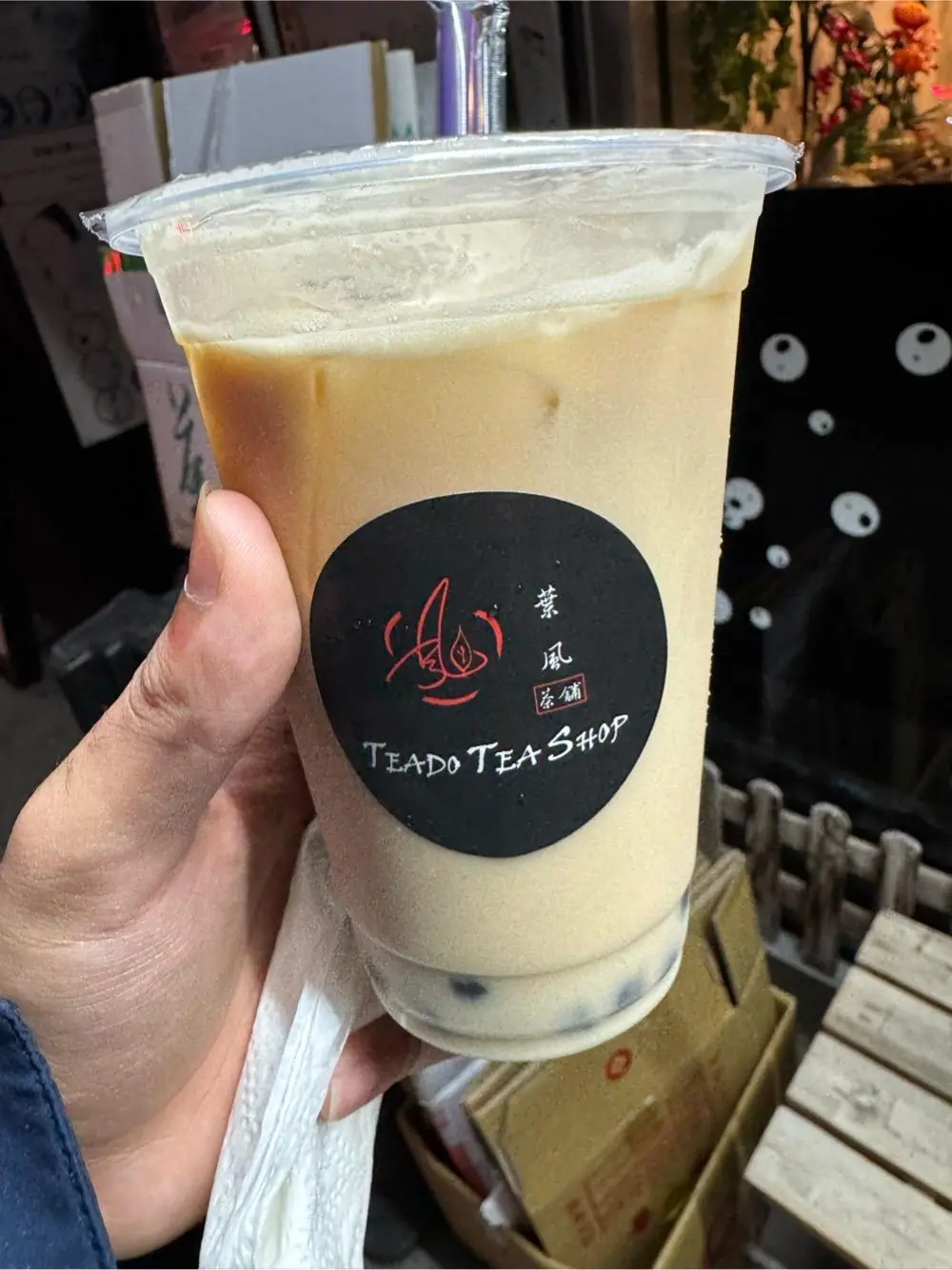 Oolong milk tea at Teado Tea Shop