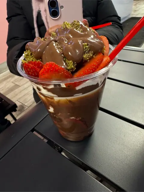 dubai chocolate at JJ’s Custard Company